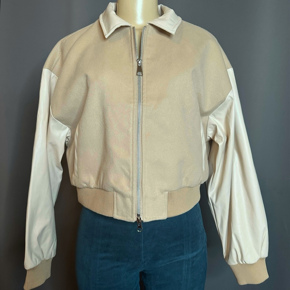 🆕 PRETTYLITTLETHING Tan and Cream Bomber Jacket